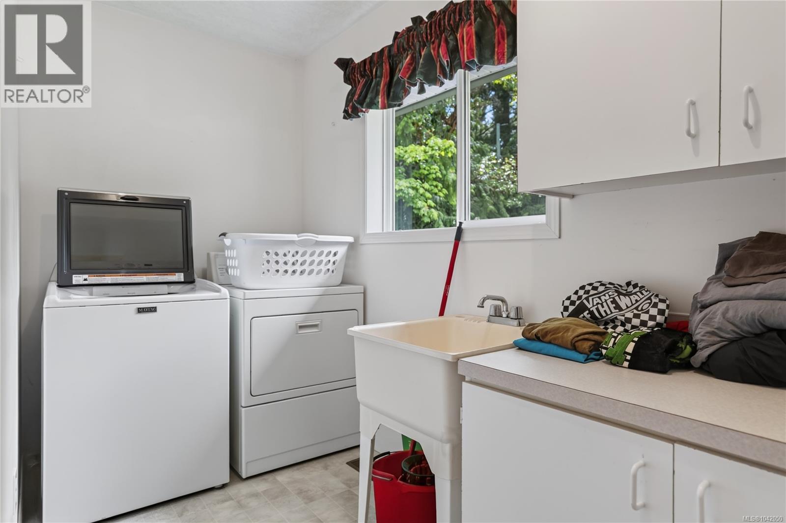 4269 Wellington Ave - 18
