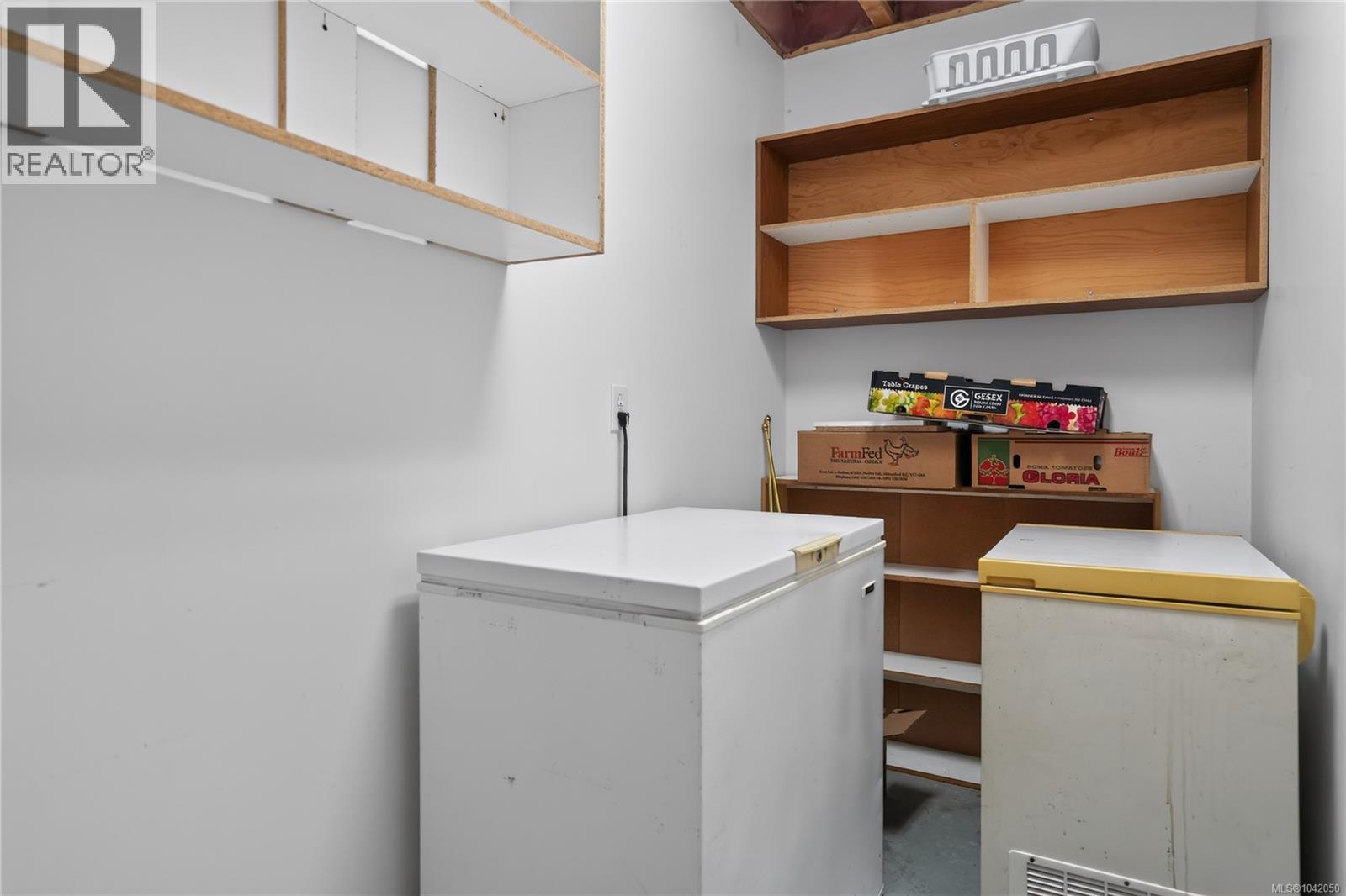 4269 Wellington Ave - 28