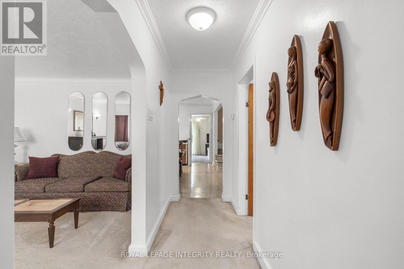 1081 KENASTON STREET - 11
