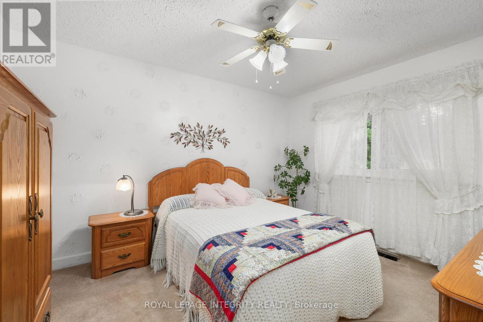 1081 KENASTON STREET - 17