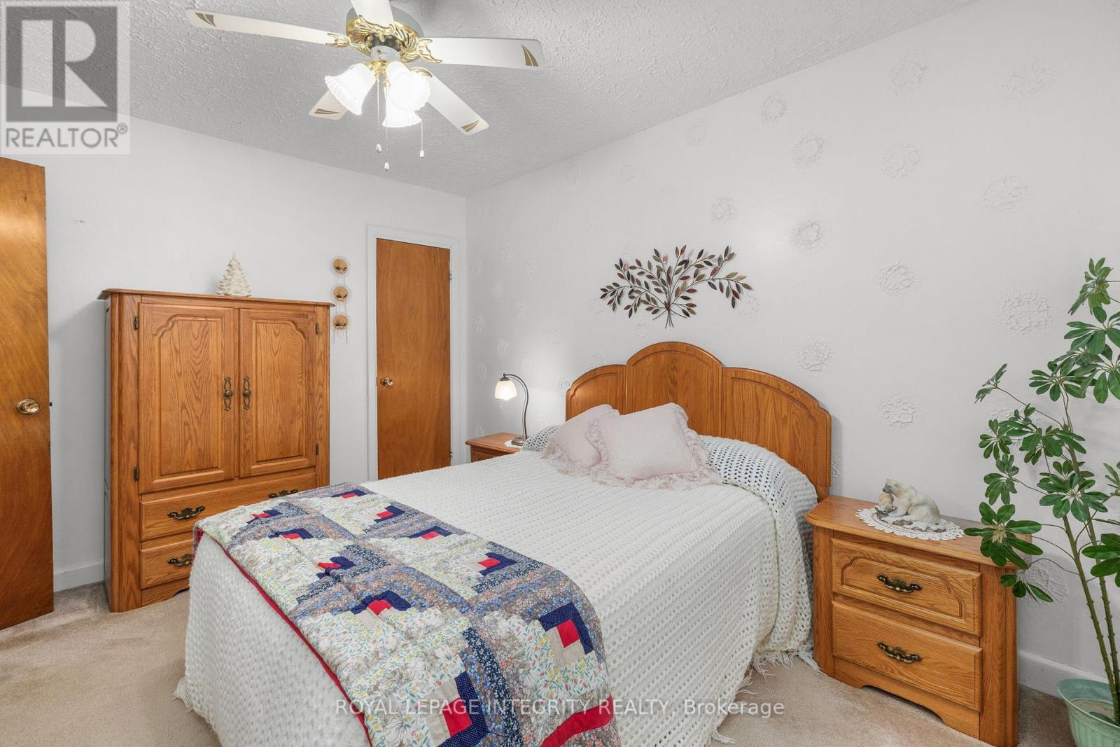 1081 KENASTON STREET - 18