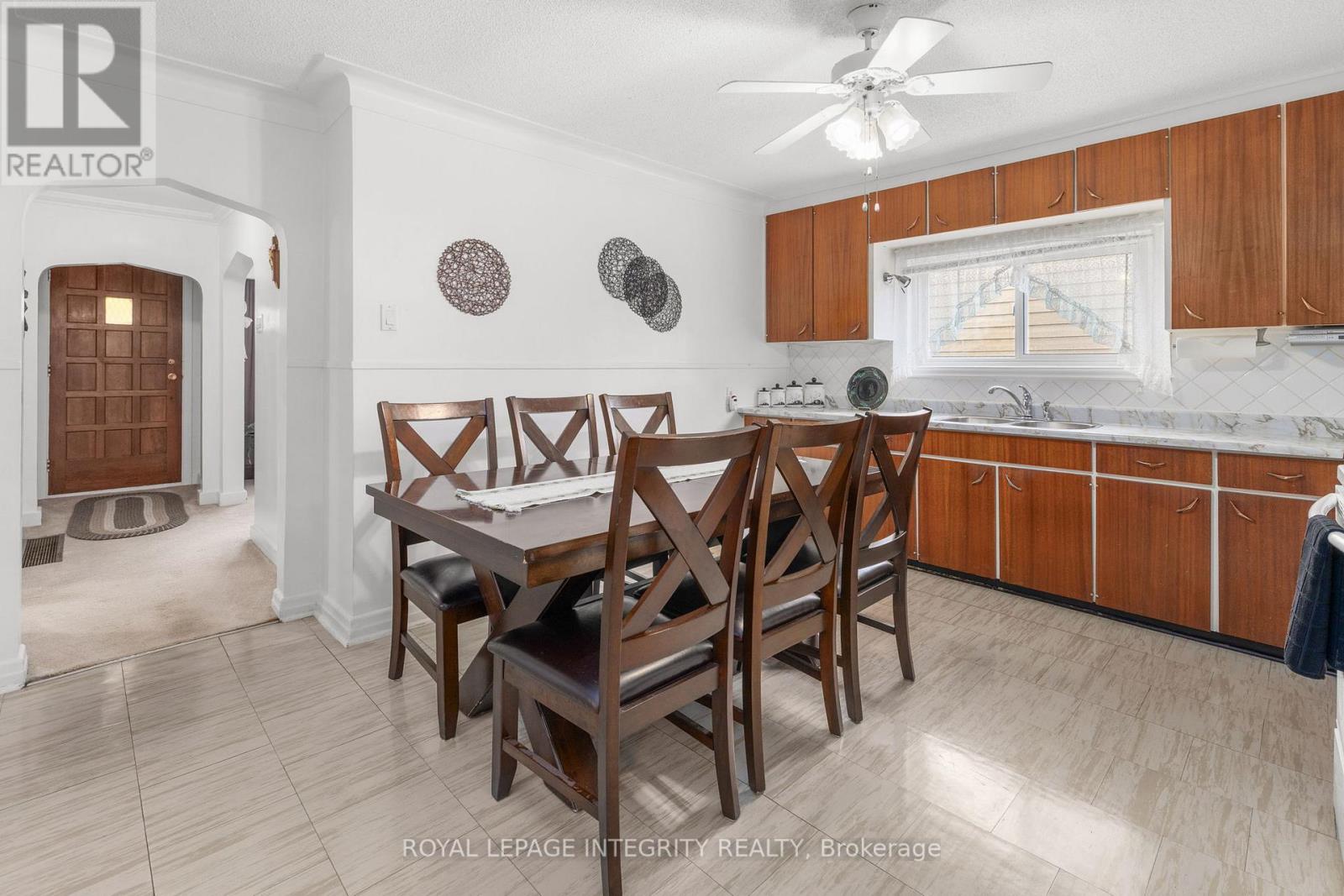 1081 KENASTON STREET - 21