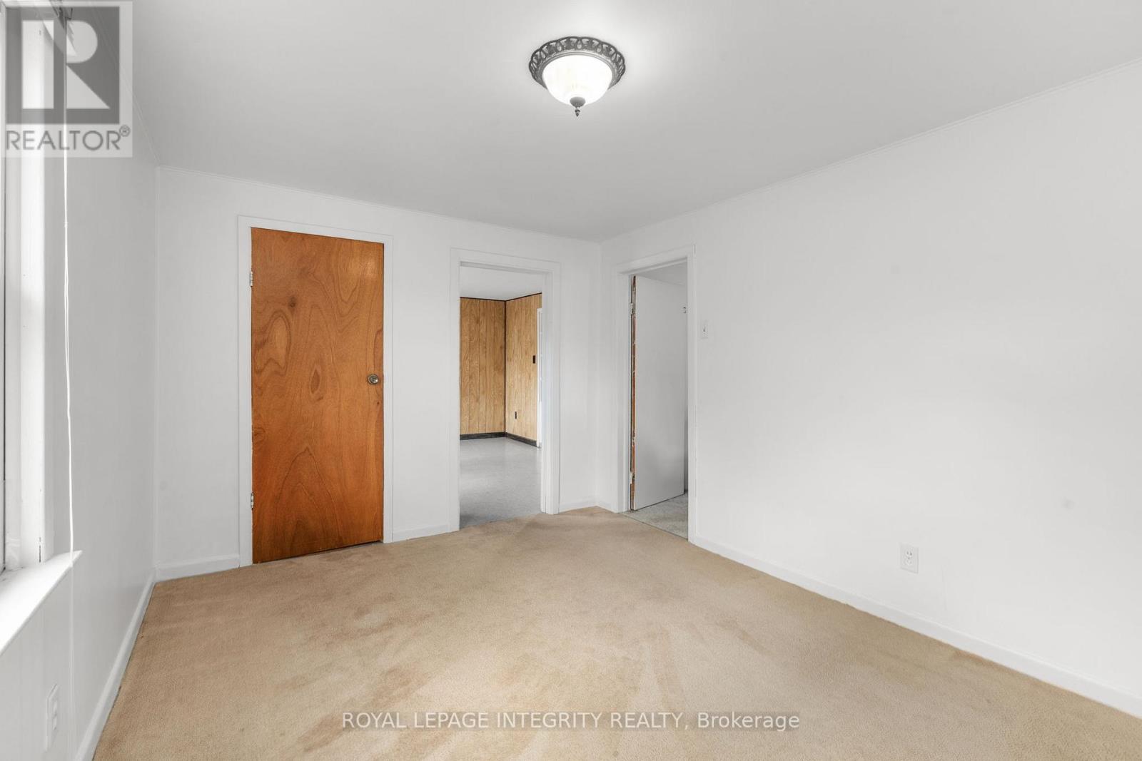 1081 KENASTON STREET - 39