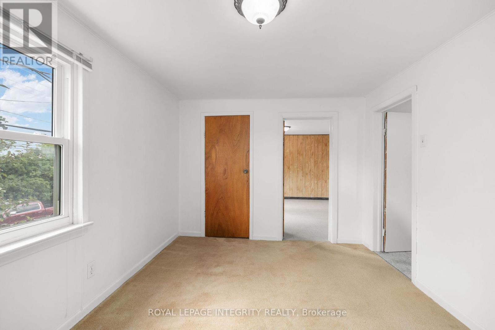 1081 KENASTON STREET - 40