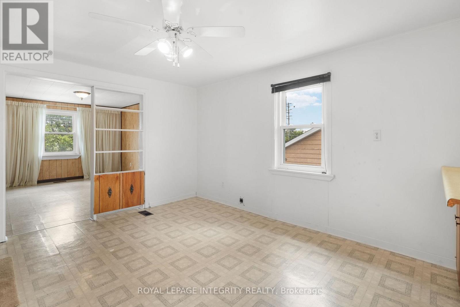 1081 KENASTON STREET - 50