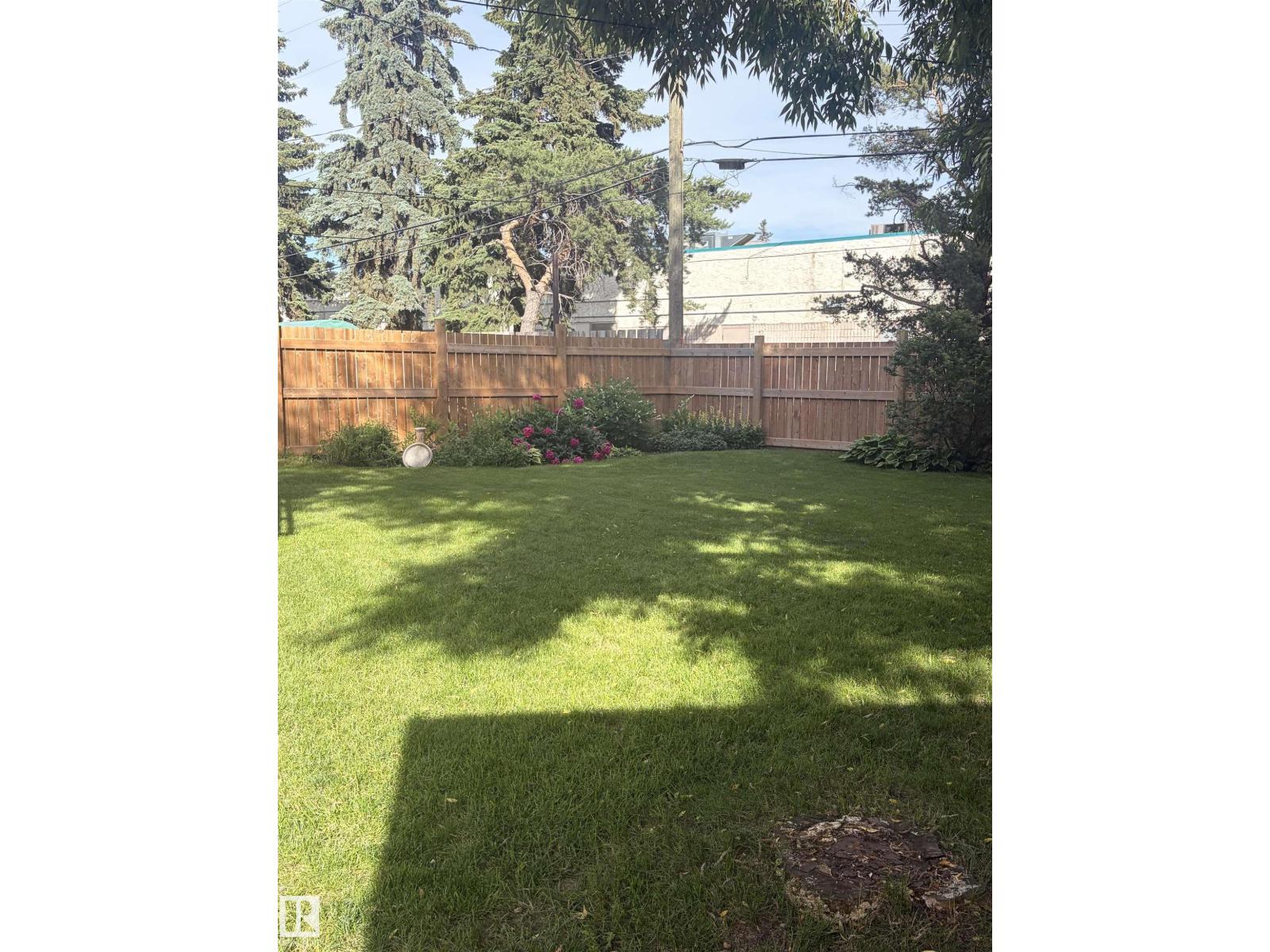 8 SAVOY PL — photo 7