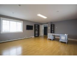 12136 100a Avenue, Surrey, BC V3V2Y5 Photo 23
