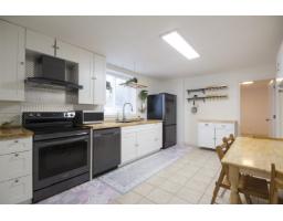 12136 100a Avenue, Surrey, BC V3V2Y5 Photo 30