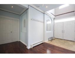 12136 100a Avenue, Surrey, BC V3V2Y5 Photo 40