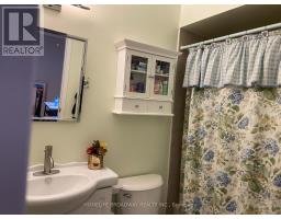 26 - 517 Jack Giles Circle, Newmarket, ON L3X1X8 Photo 16
