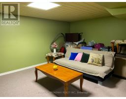 26 - 517 Jack Giles Circle, Newmarket, ON L3X1X8 Photo 22