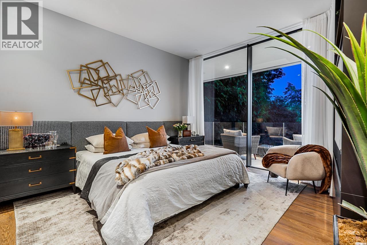 3478 MARINE DRIVE, West Vancouver