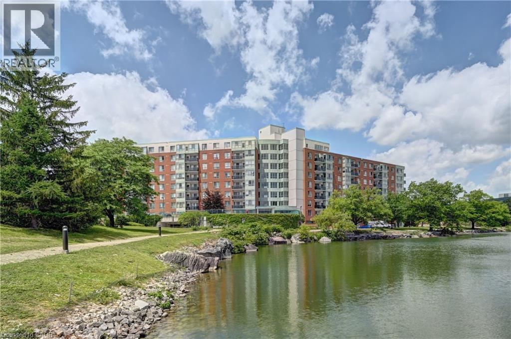 #305 30 BLUE SPRINGS Drive - 1
