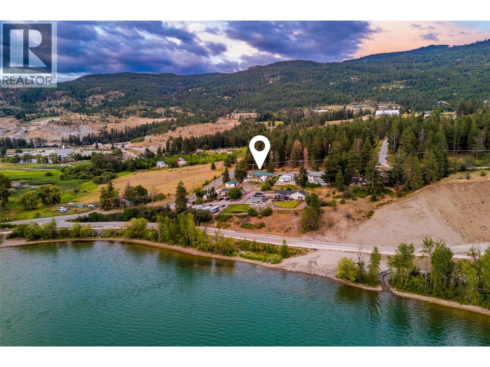 15326 Oyama Road, Lake Country