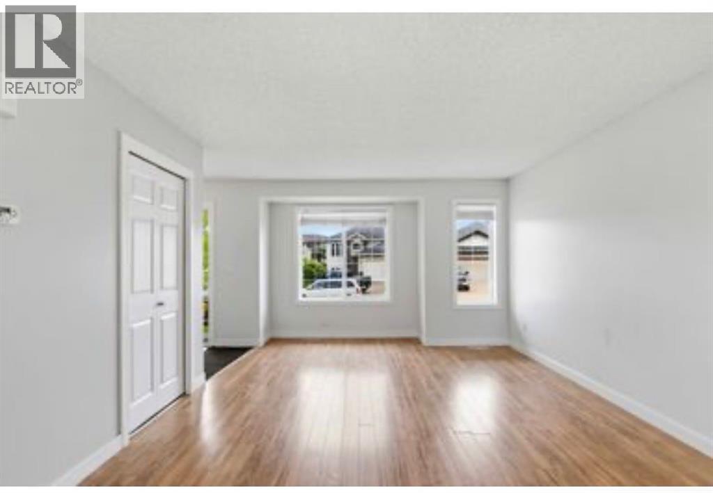 198 Fox Crescent - 5