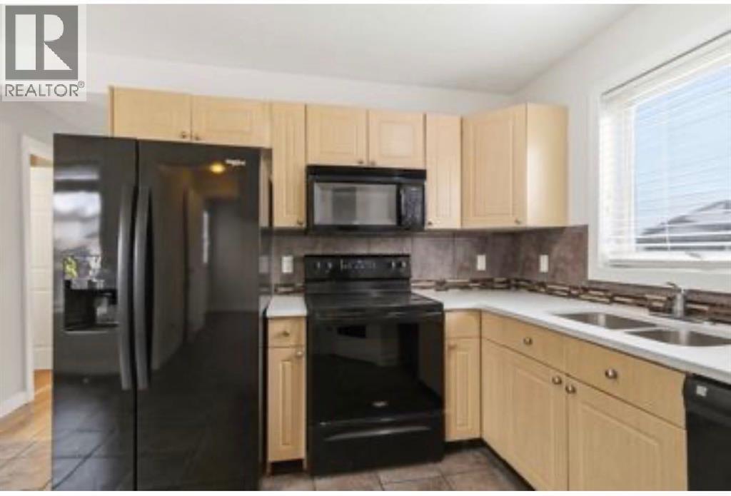 198 Fox Crescent - 8