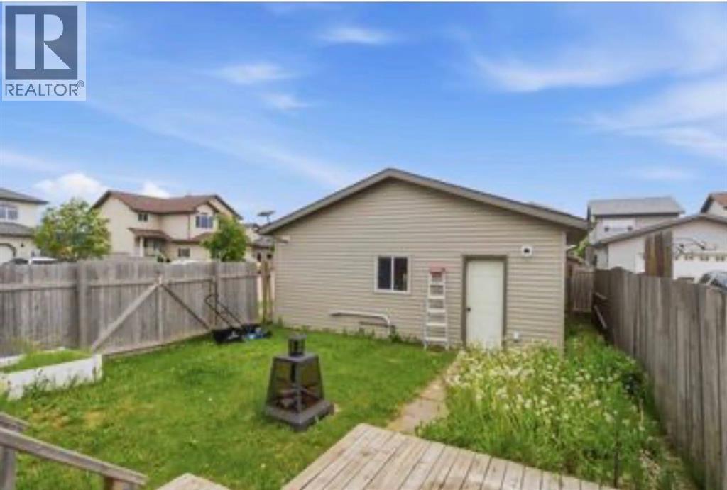 198 Fox Crescent - 23