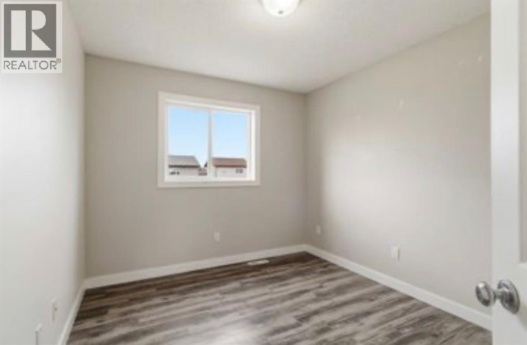 198 Fox Crescent - 15