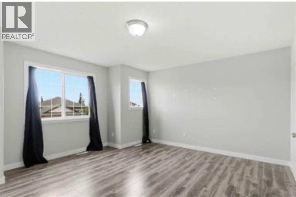 198 Fox Crescent - 12