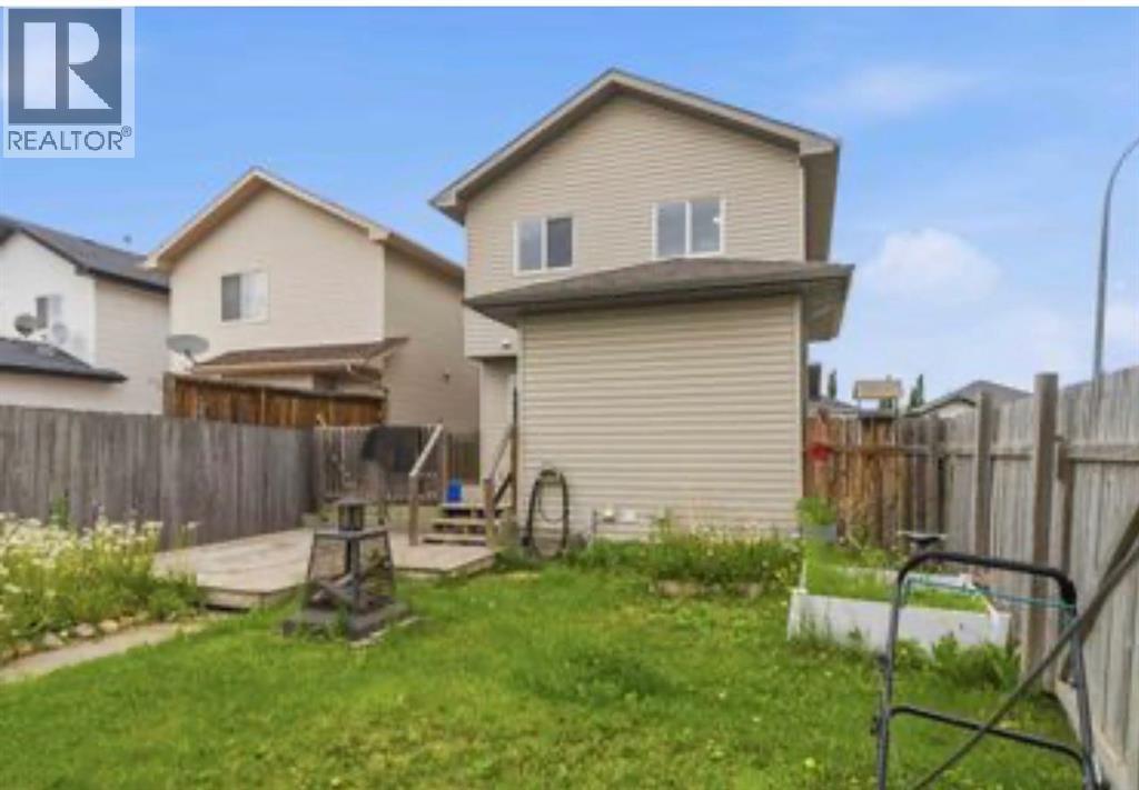 198 Fox Crescent - 24