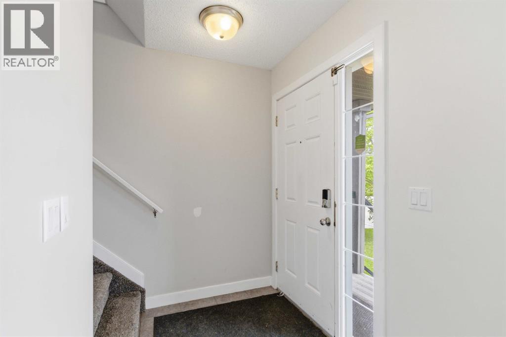 198 Fox Crescent - 2