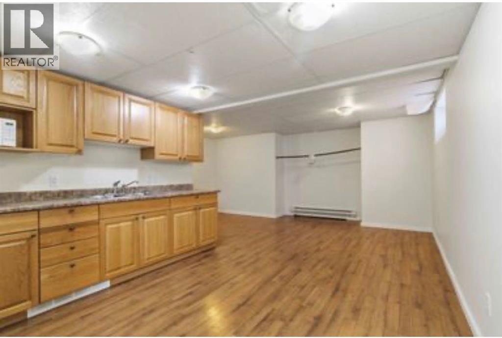198 Fox Crescent - 18