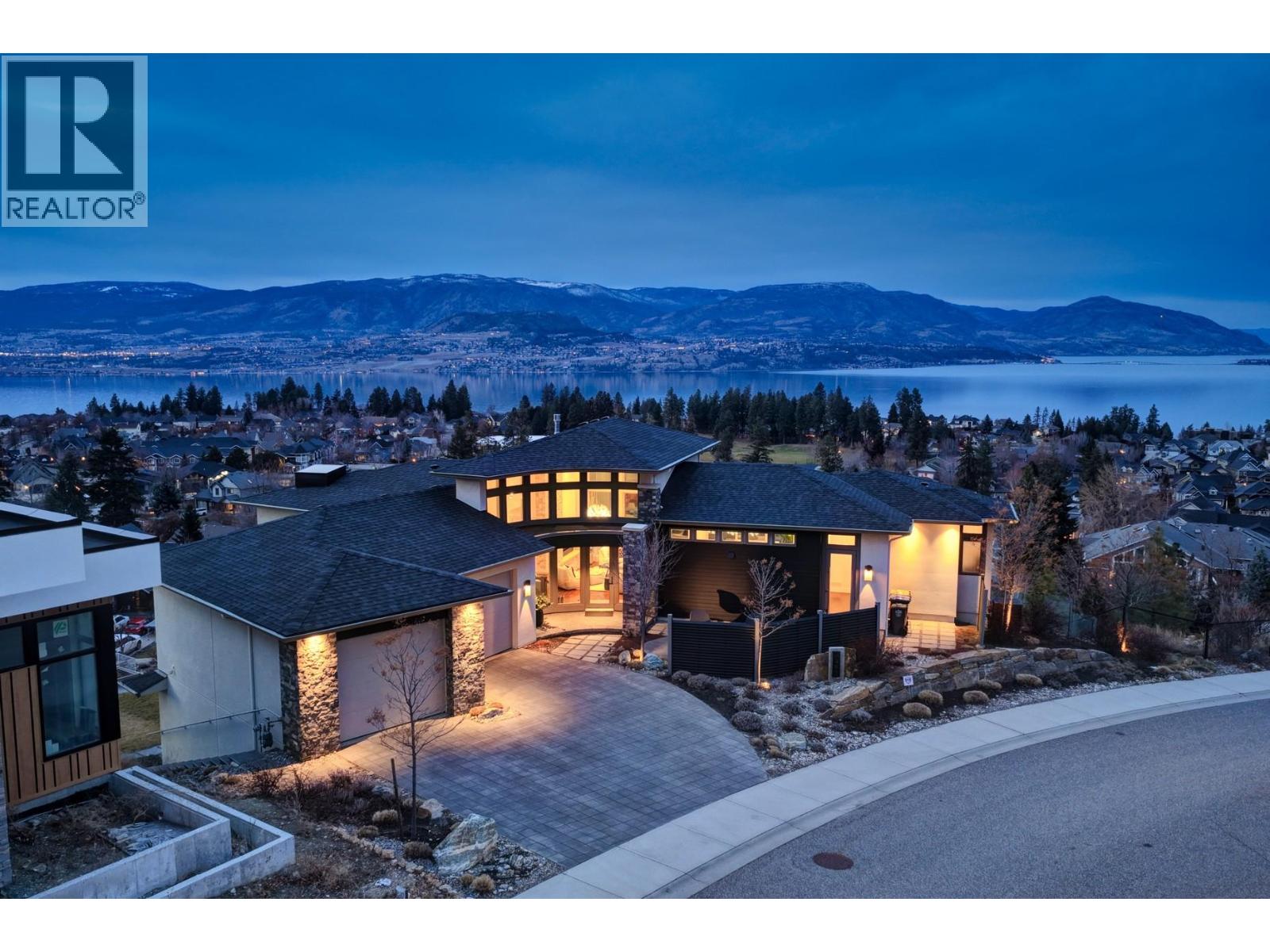 451 Swan Drive, Kelowna