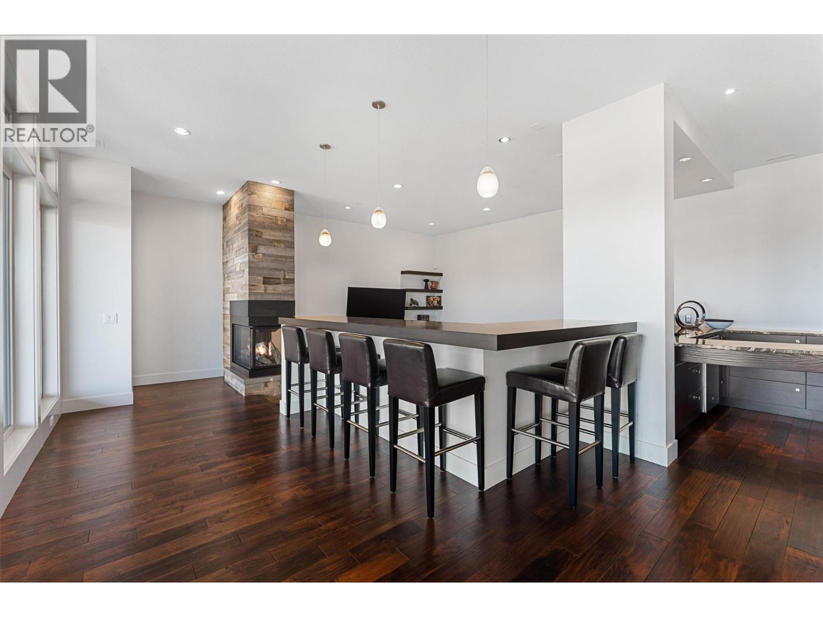 451 Swan Drive, Kelowna