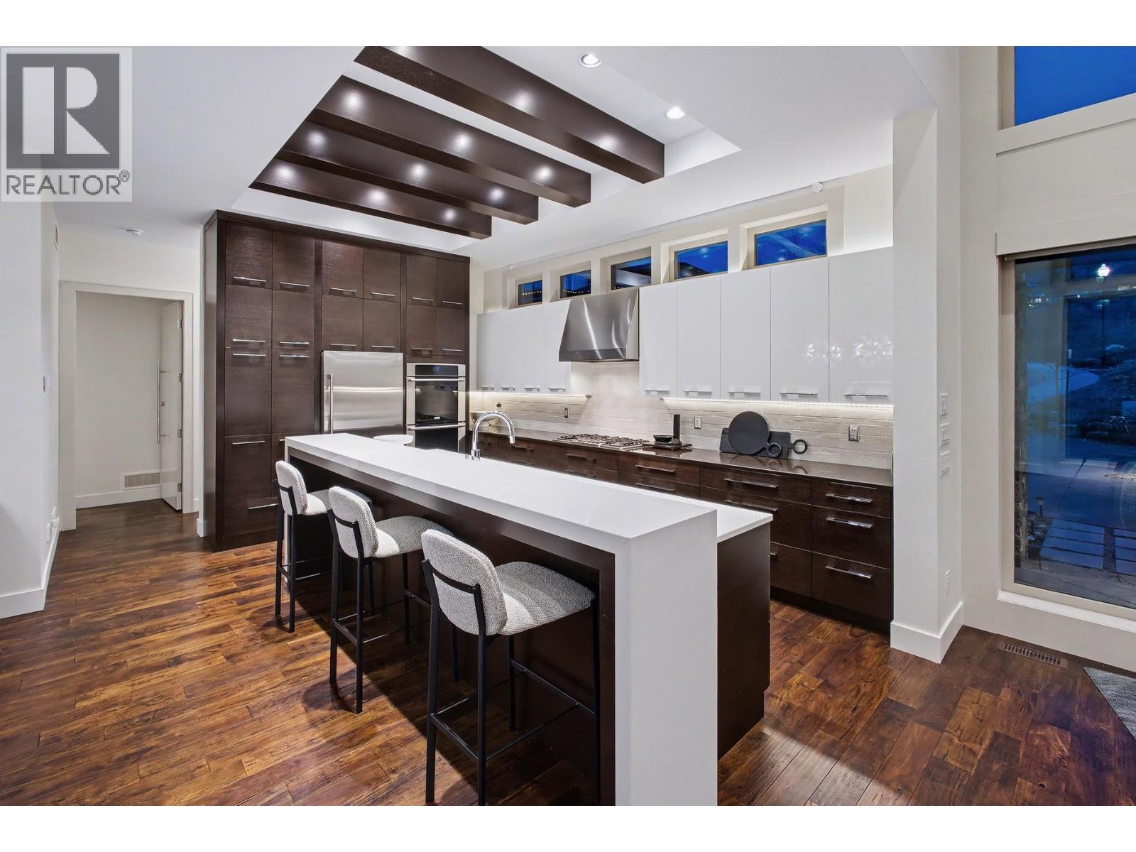 451 Swan Drive, Kelowna