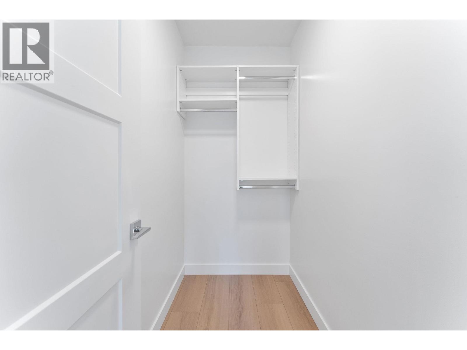 842 ST. DENIS AVENUE, North Vancouver