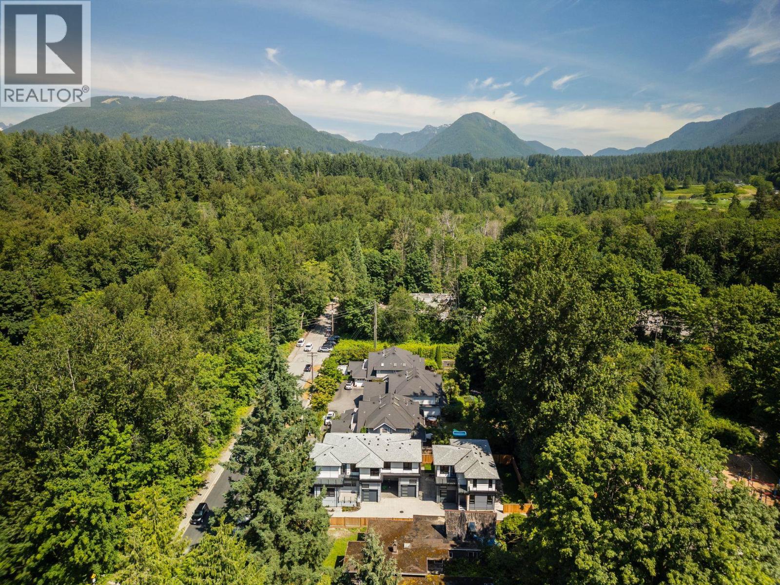 842 ST. DENIS AVENUE, North Vancouver