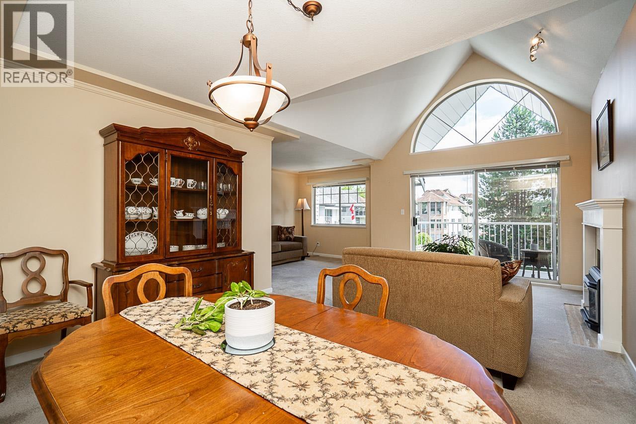 302 11601 227 STREET, Maple Ridge