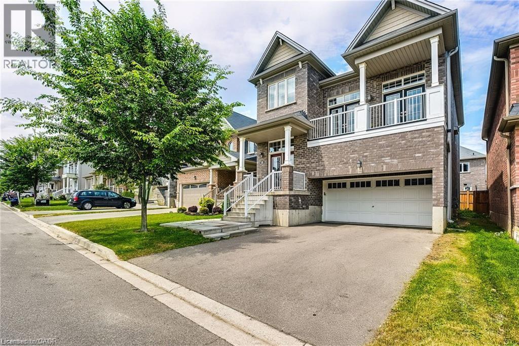 41 SUMAC Drive - 1