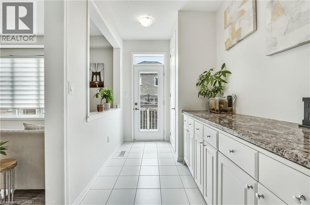 4-bedroom home for sale at 41 SUMAC Drive, Caledonia ON · photo 15 of 36