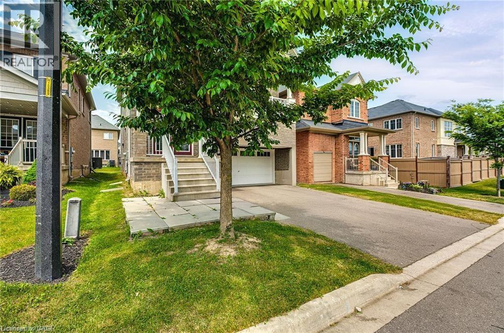 4-bedroom home for sale at 41 SUMAC Drive, Caledonia ON · photo 3 of 36