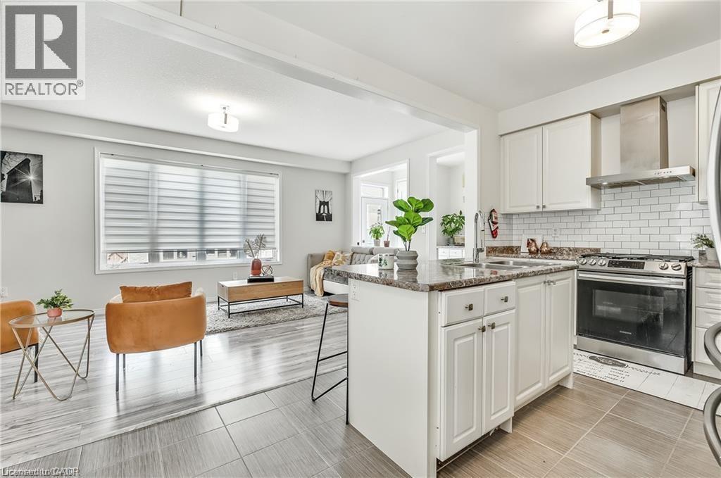 4-bedroom home for sale at 41 SUMAC Drive, Caledonia ON · photo 7 of 36