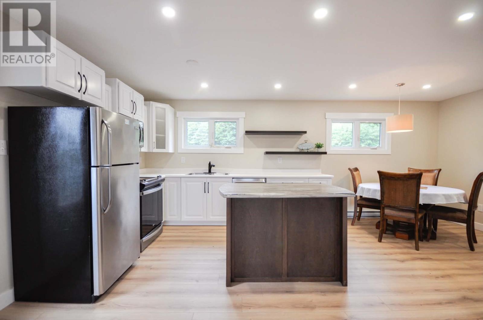 24 Cabot Lane - 12