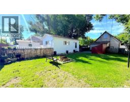 417 3rd Street, Estevan, SK S4A0P1 Photo 32