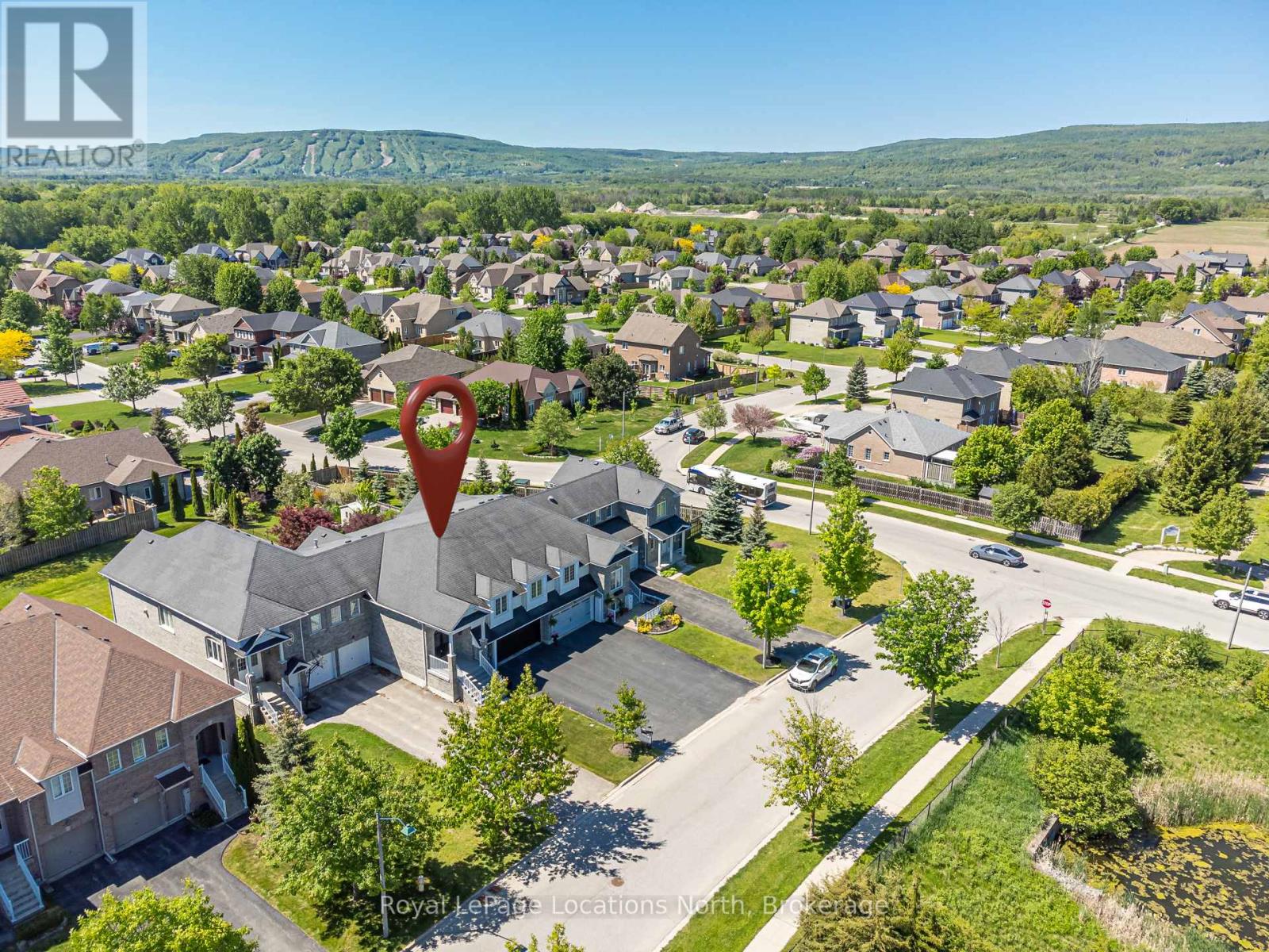 6 THOMAS DRIVE - 14