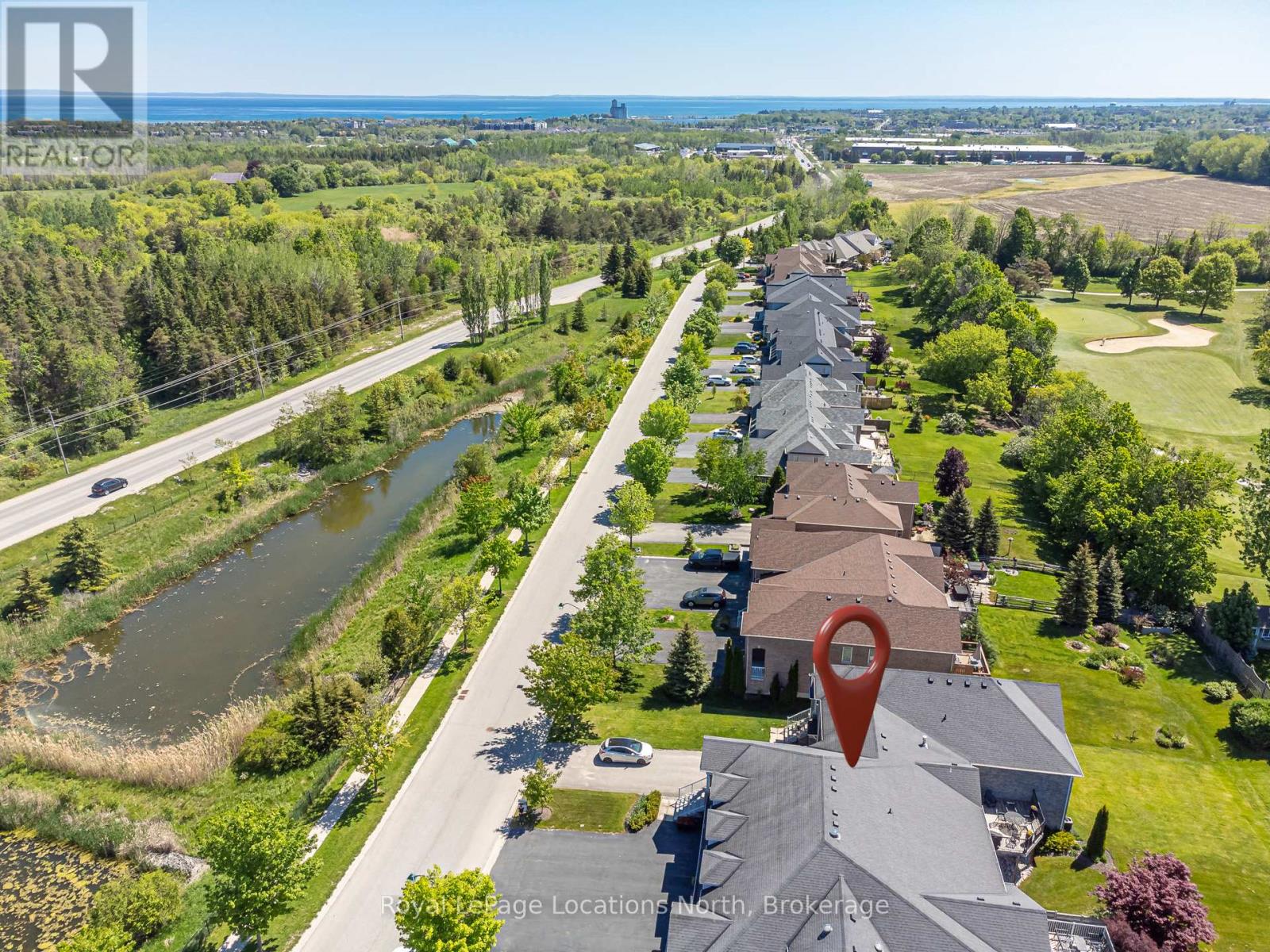 6 THOMAS DRIVE - 24