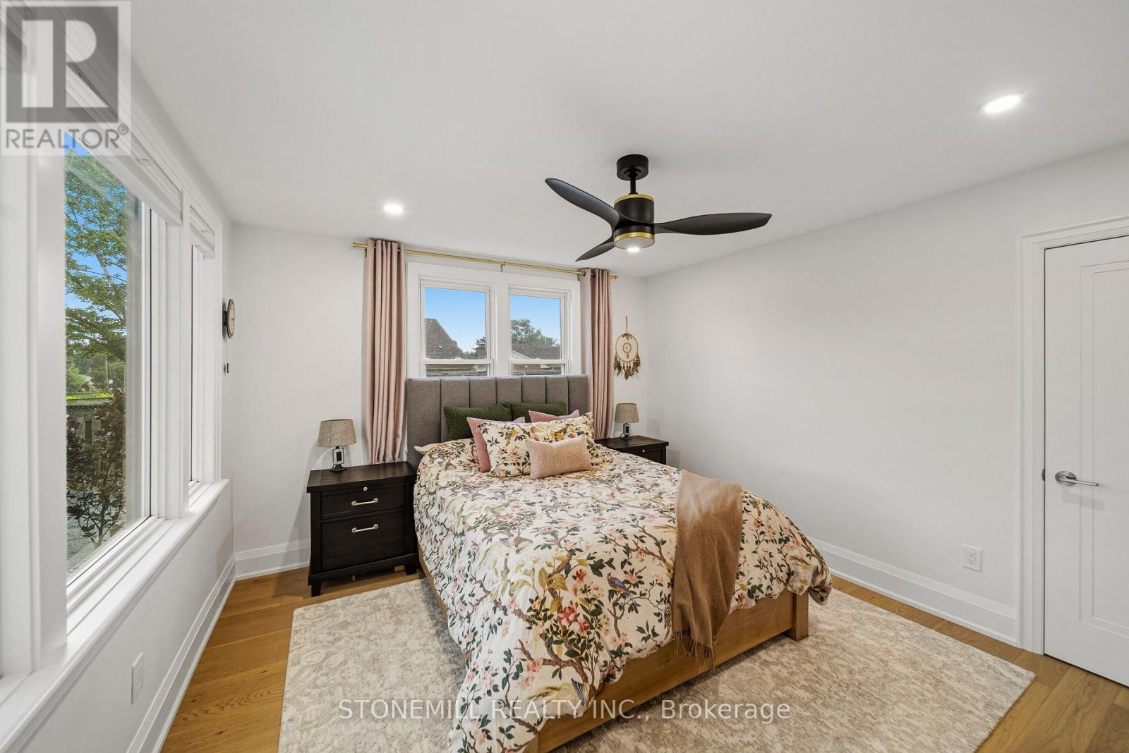 1198 FISHER AVENUE - 11