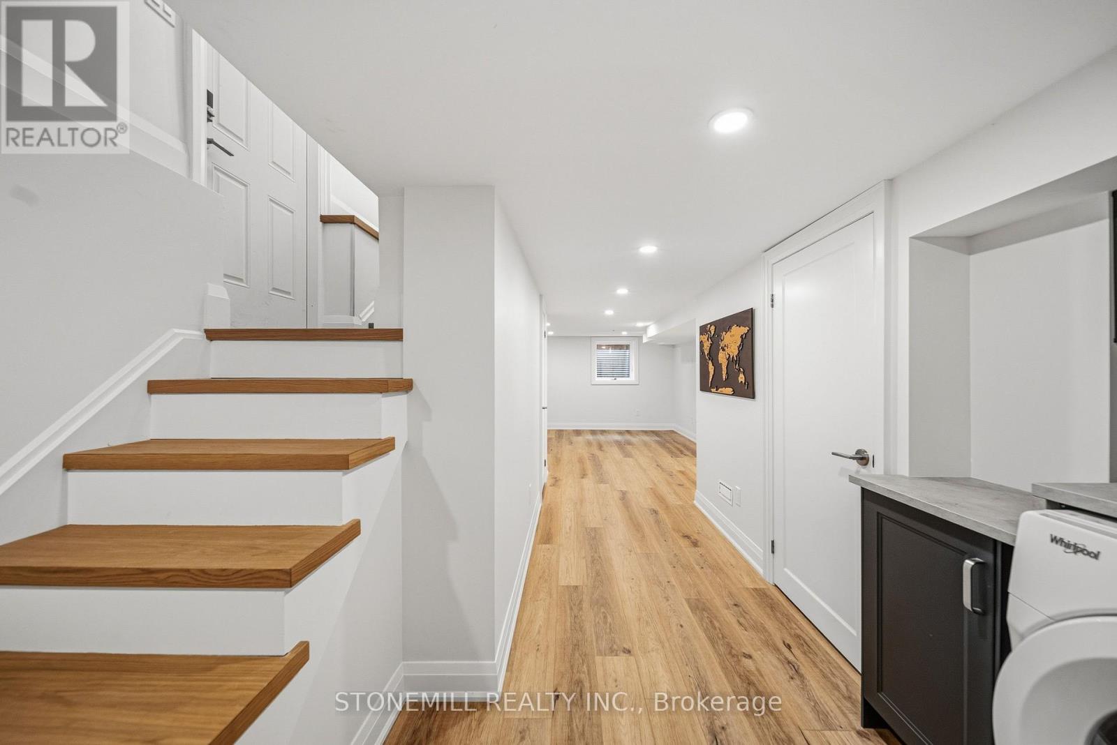 1198 FISHER AVENUE - 17