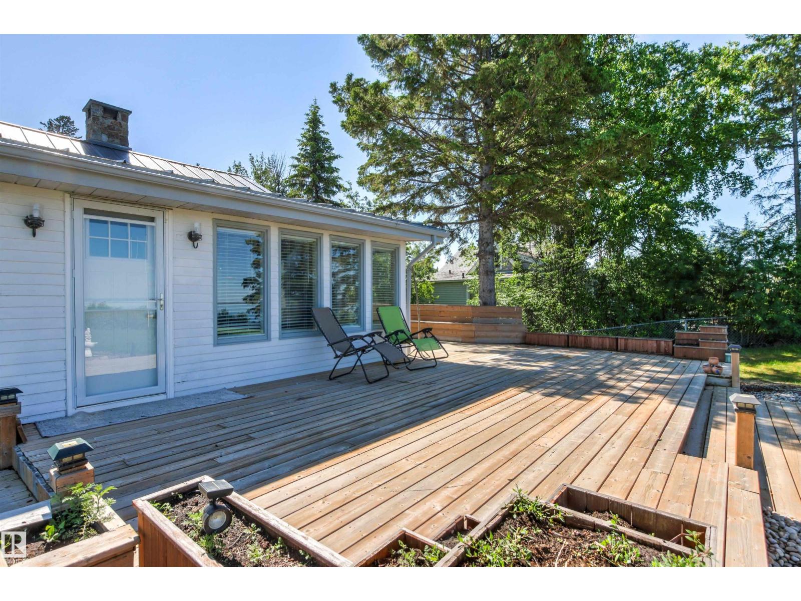 9 Gibbons Ave - 52