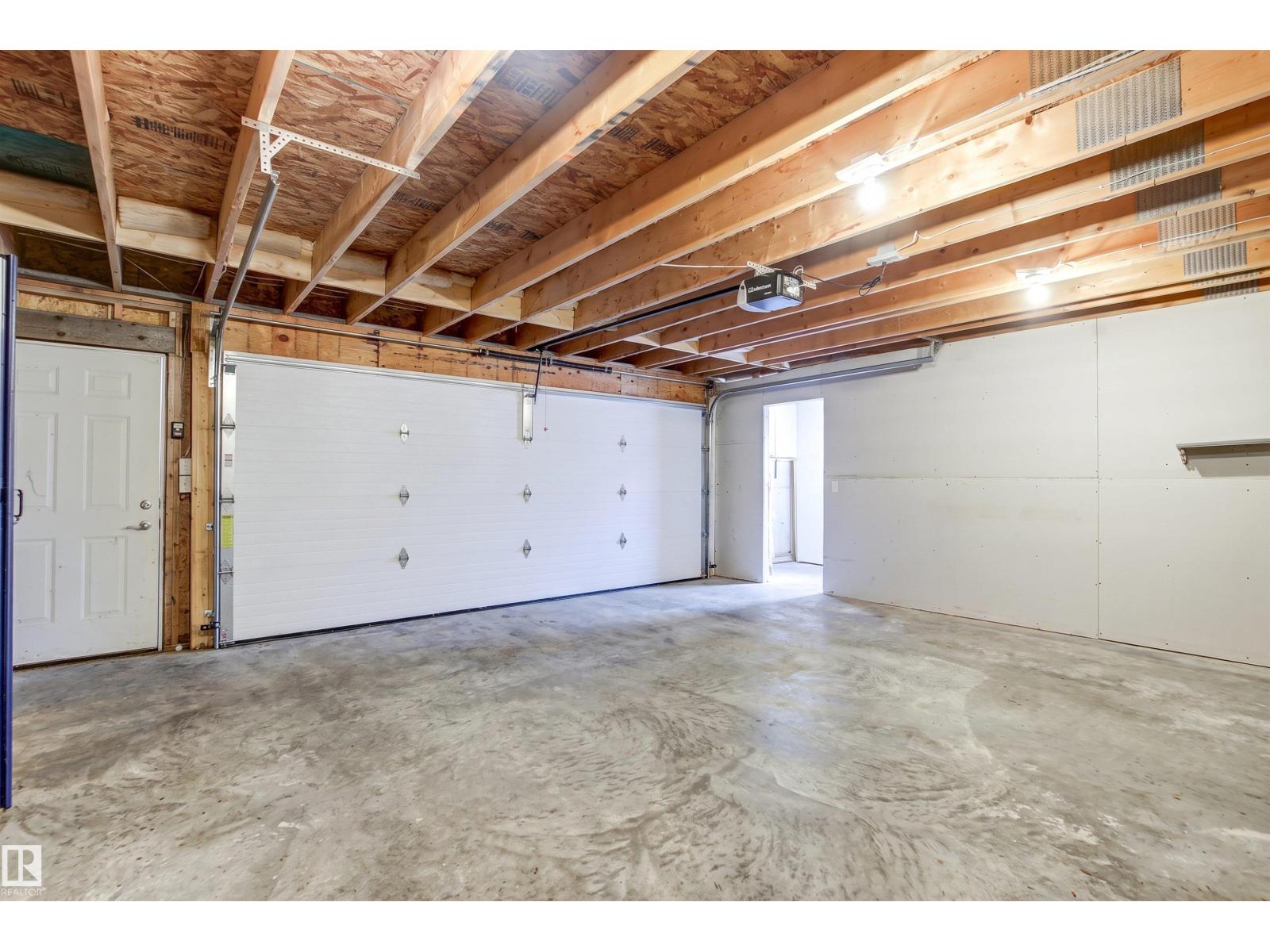 9 Gibbons Ave - 43