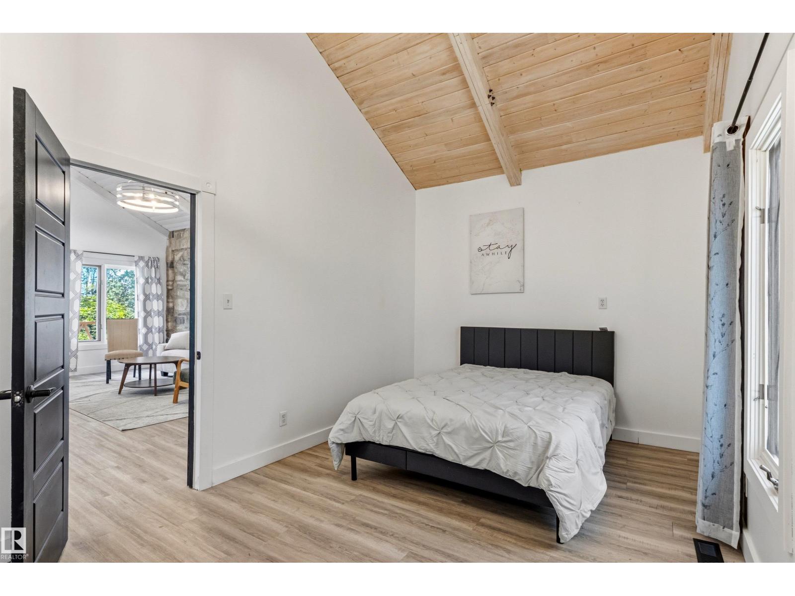 9 Gibbons Ave - 25
