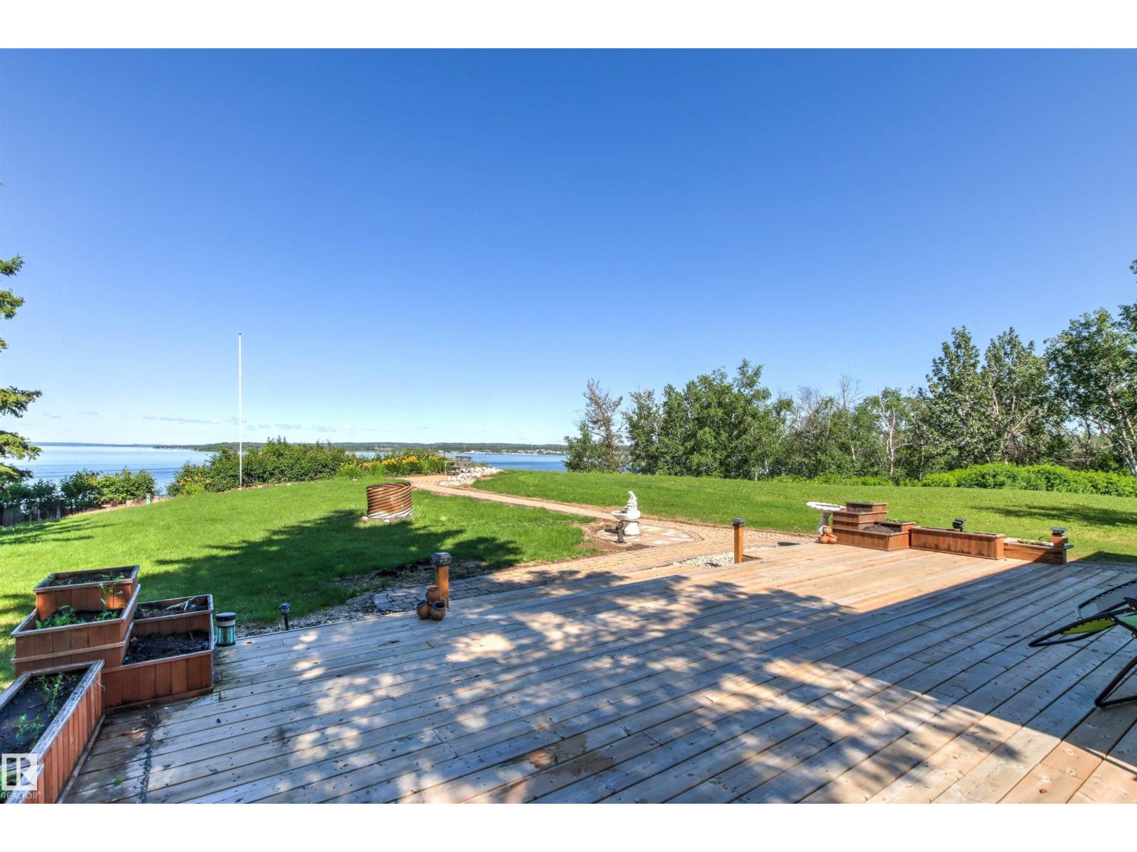 9 Gibbons Ave - 50