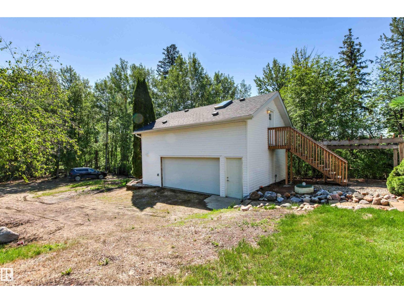 9 Gibbons Ave — photo 42