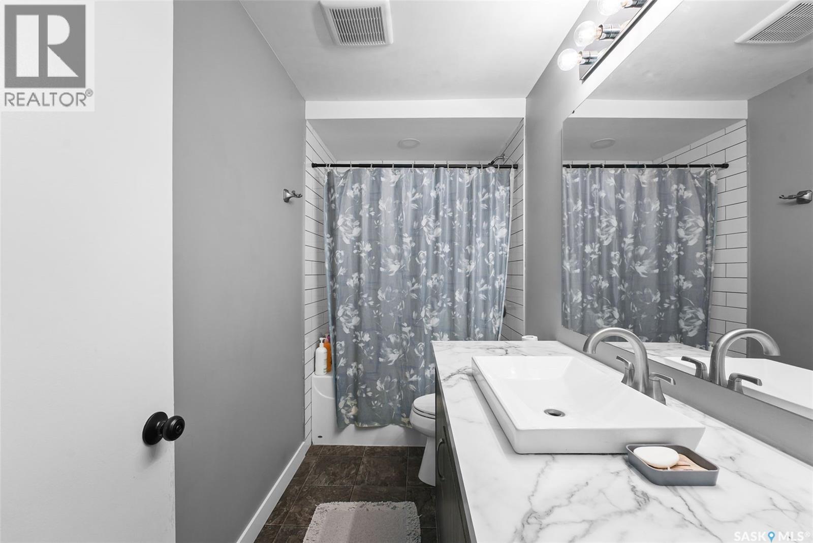 327 Retallack STREET - 19
