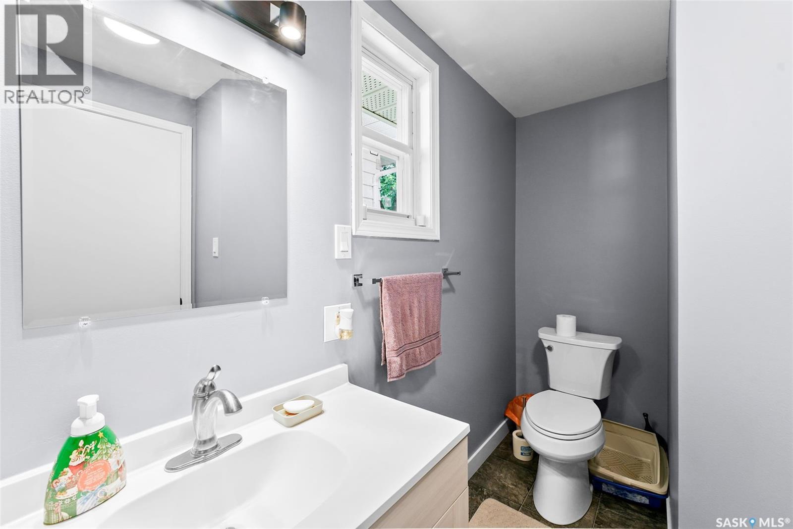 327 Retallack STREET - 25