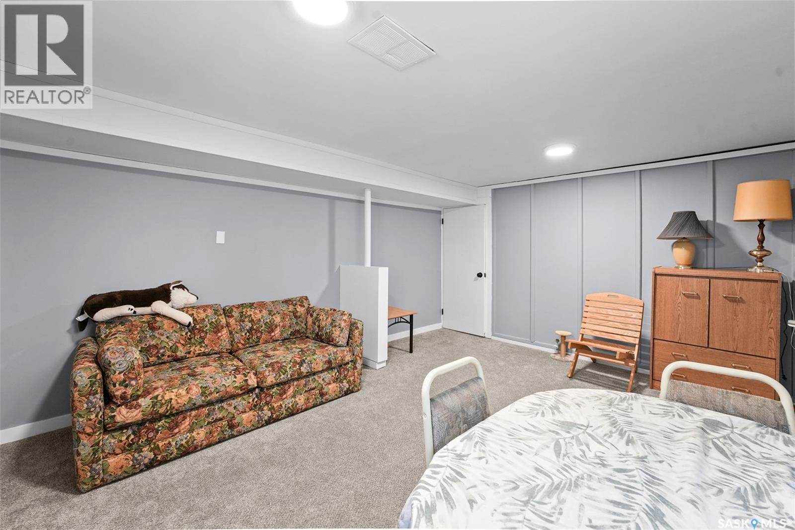 327 Retallack STREET - 30